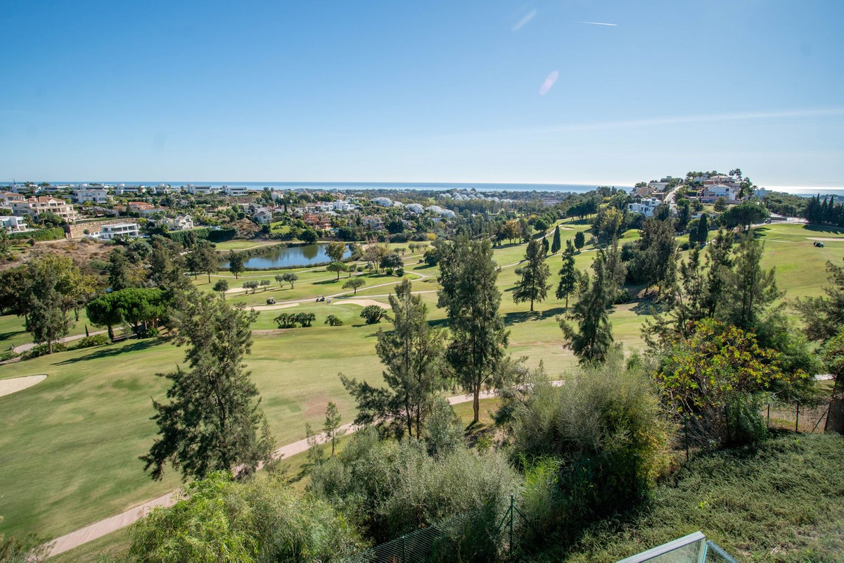 5 Bedroom Villa for Sale in Benahavís — view 10