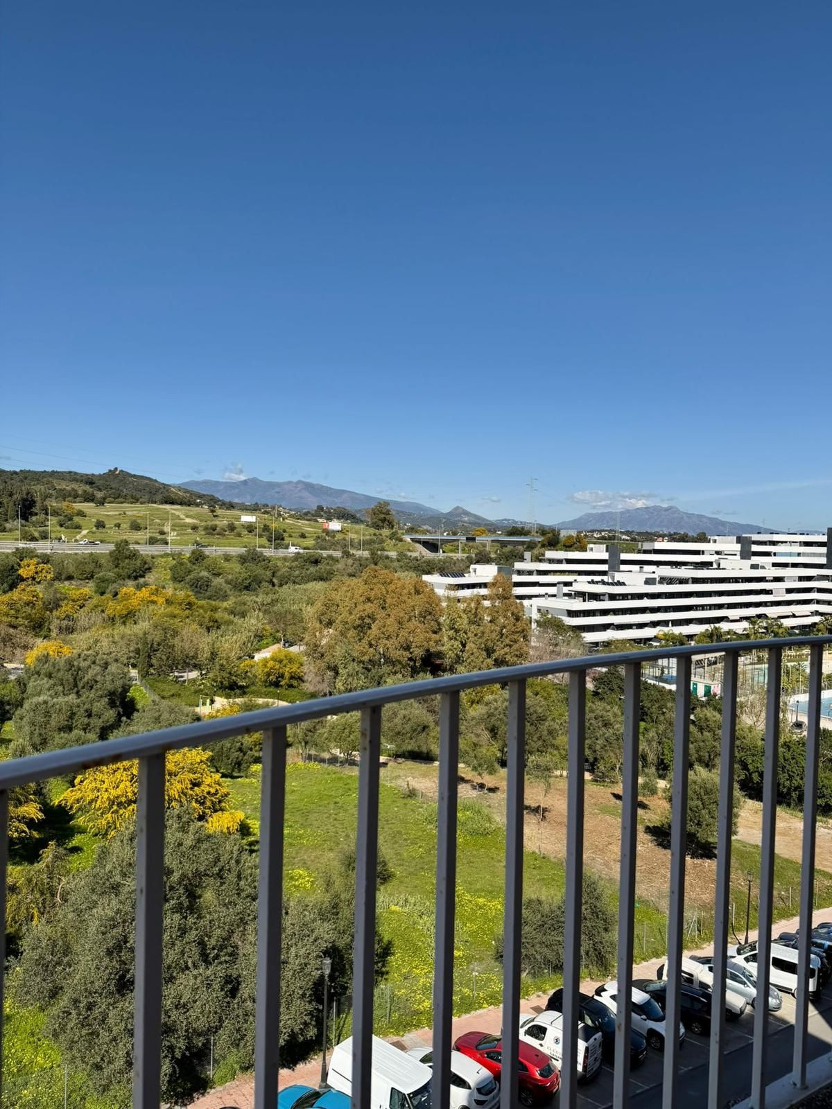 4 Bedroom Apartment for Sale in Estepona