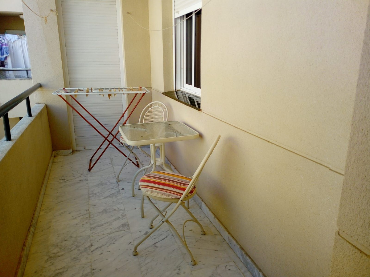 3 Bedroom Apartment for Sale in Estepona — 5
