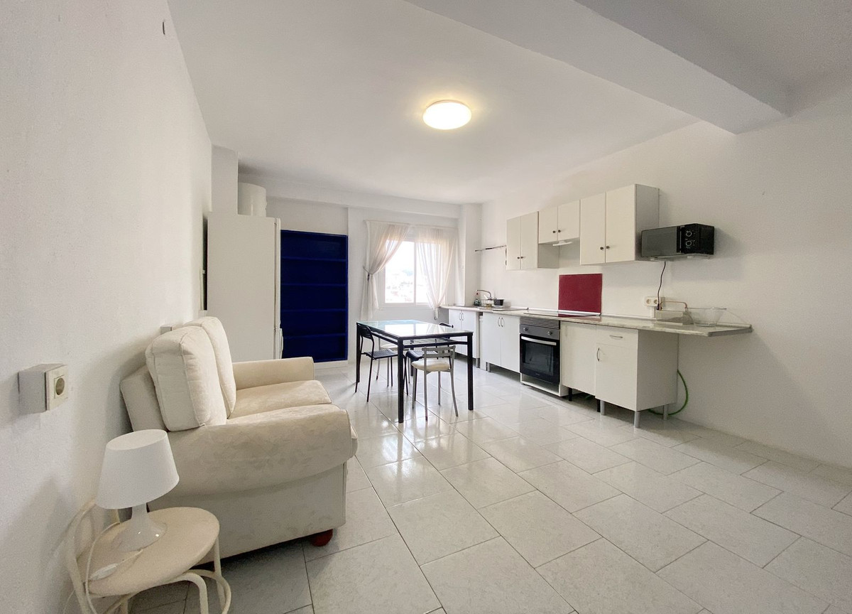3 Bedroom Apartment for Sale in Marbella — 4