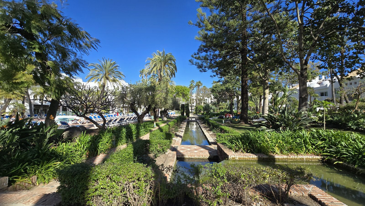 1 Bedroom Apartment for Sale in Puerto Banús — 6