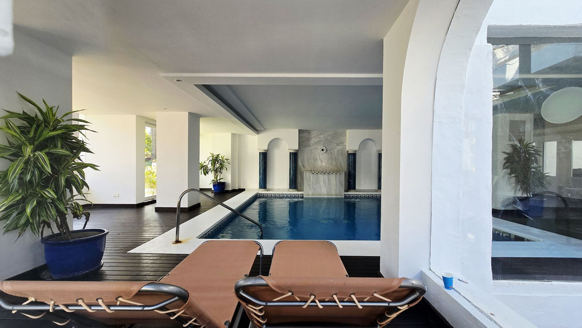 1 Bedroom Apartment for Sale in Puerto Banús — view 10