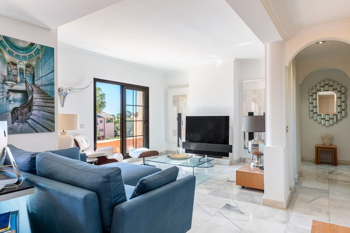 3 Bedroom Penthouse for Sale in Hacienda del Sol