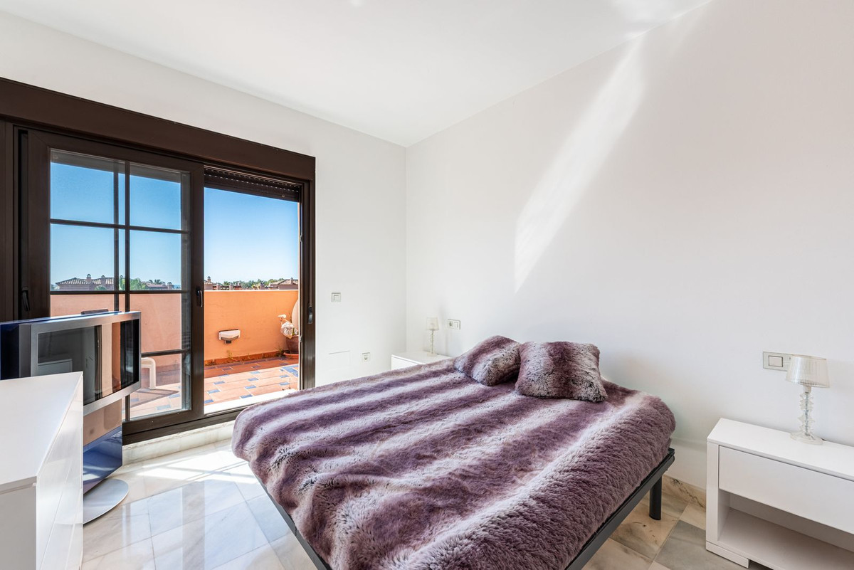 3 Bedroom Penthouse for Sale in Hacienda del Sol — view 12