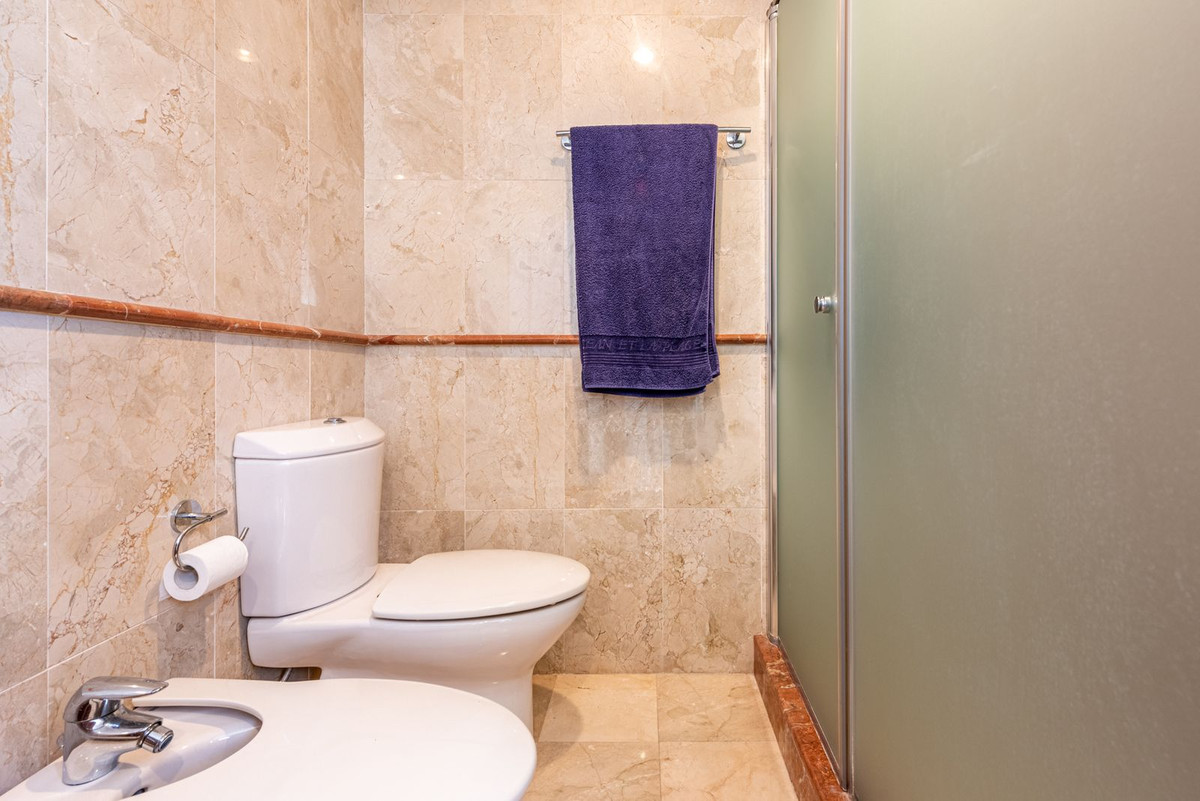 3 Bedroom Penthouse for Sale in Hacienda del Sol — view 17