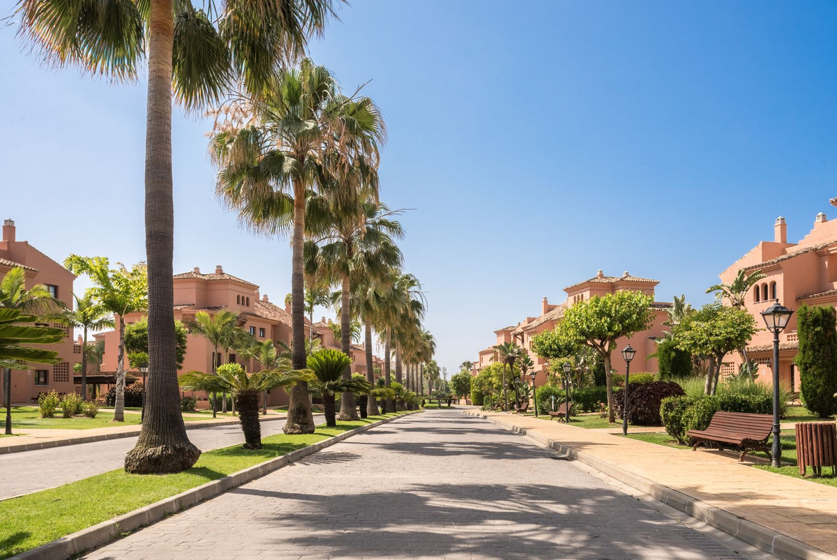 3 Bedroom Penthouse for Sale in Hacienda del Sol — 5