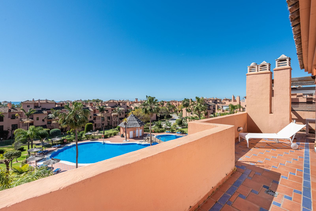 3 Bedroom Penthouse for Sale in Hacienda del Sol — view 10