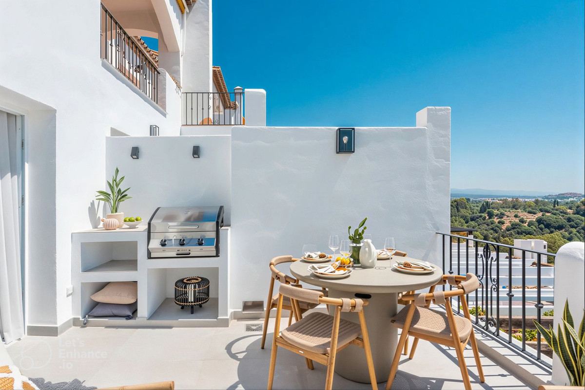 3 Bedroom Apartment for Sale in Benahavís — 4