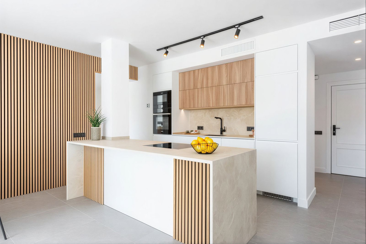 3 Bedroom Apartment for Sale in Benahavís — 8