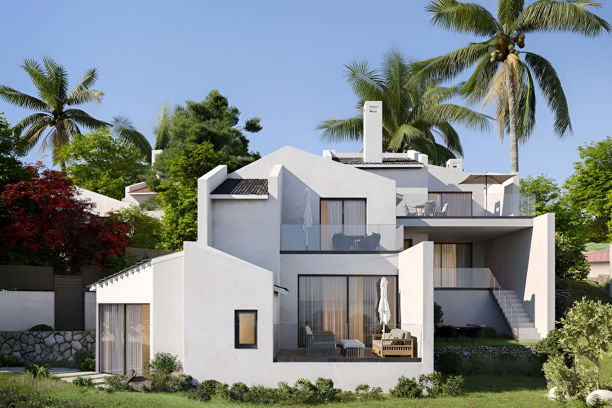 2 Bedroom Villa for Sale in Estepona — 3