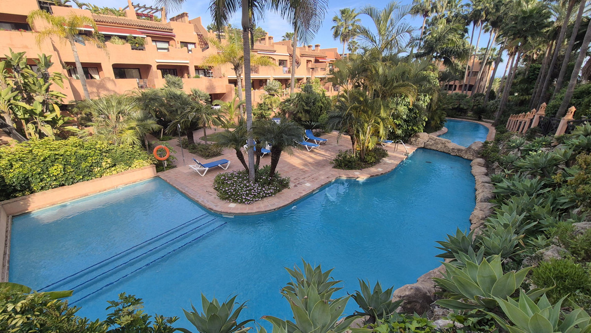 2 Bedroom Apartment for Sale in Los Flamingos