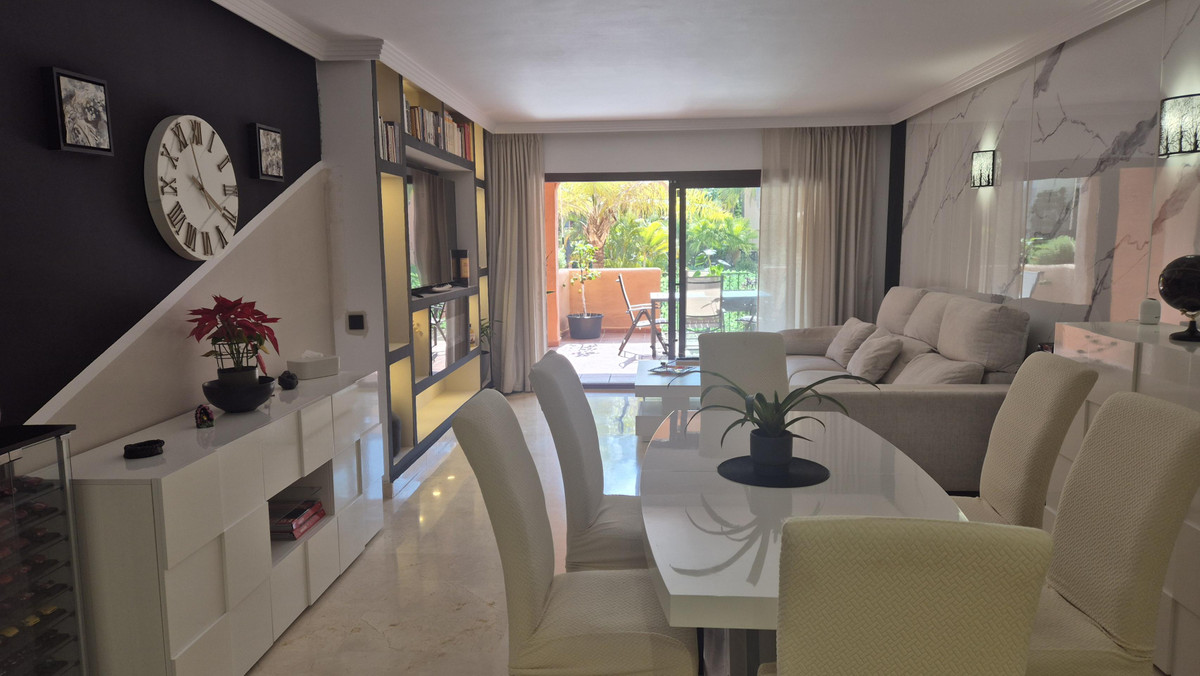 2 Bedroom Apartment for Sale in Los Flamingos — view 10
