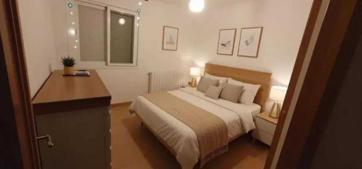 3 Bedroom Apartment for Sale in Estepona — 3