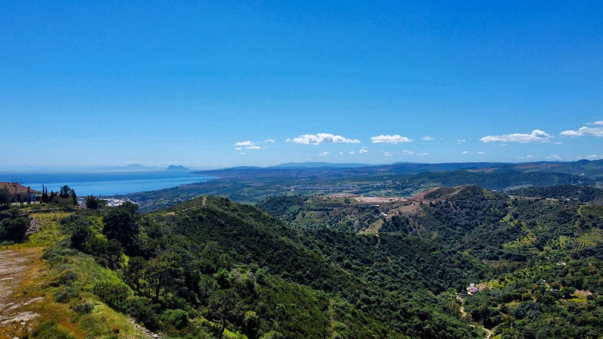 Plot for Sale in Estepona — 3