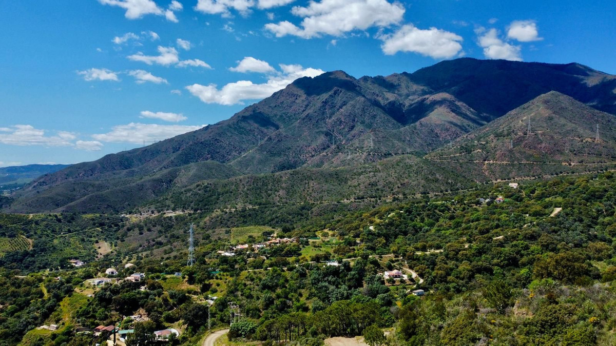Plot for Sale in Estepona — 4