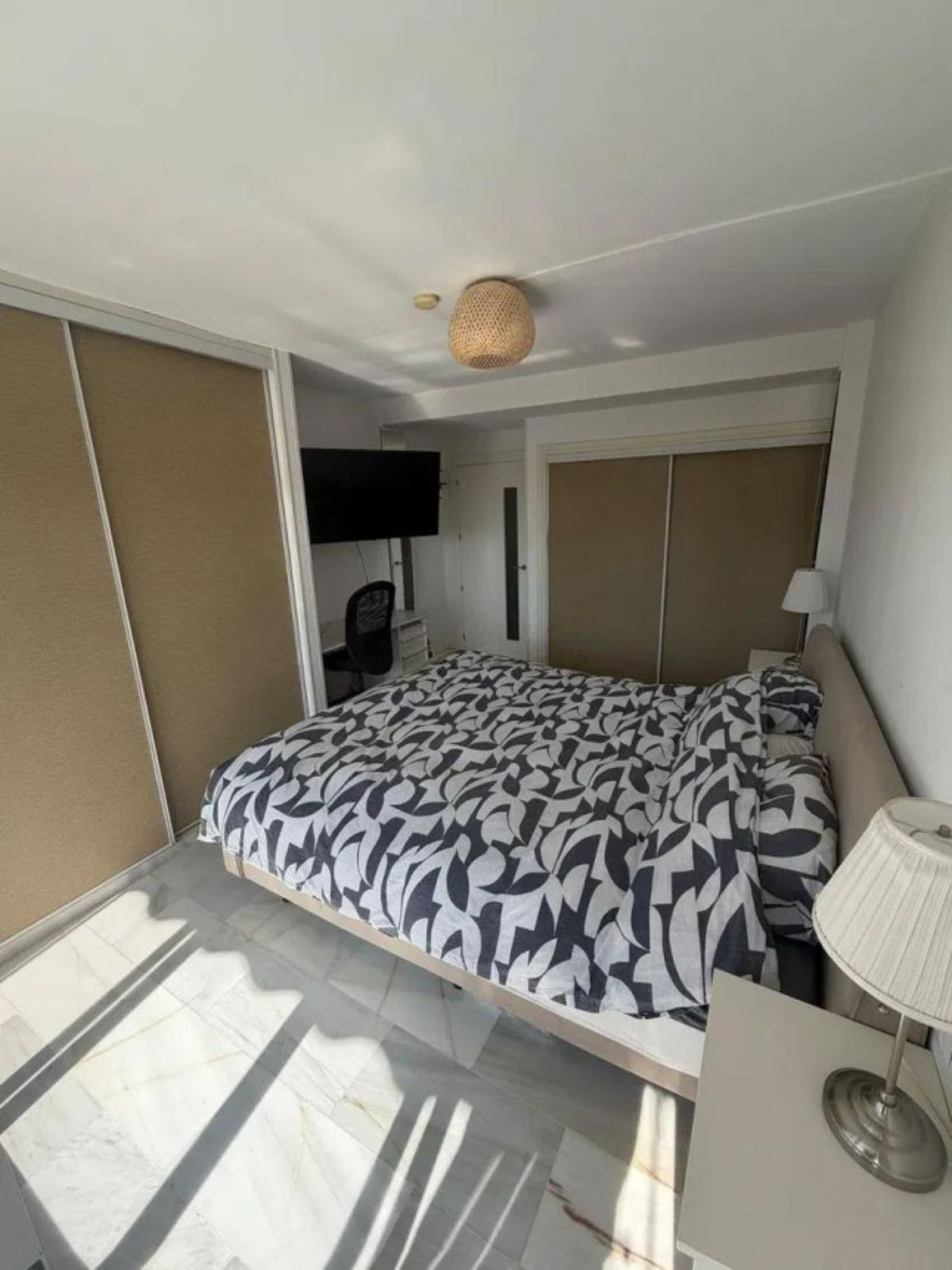 1 Bedroom Apartment for Sale in Marbella — view 16