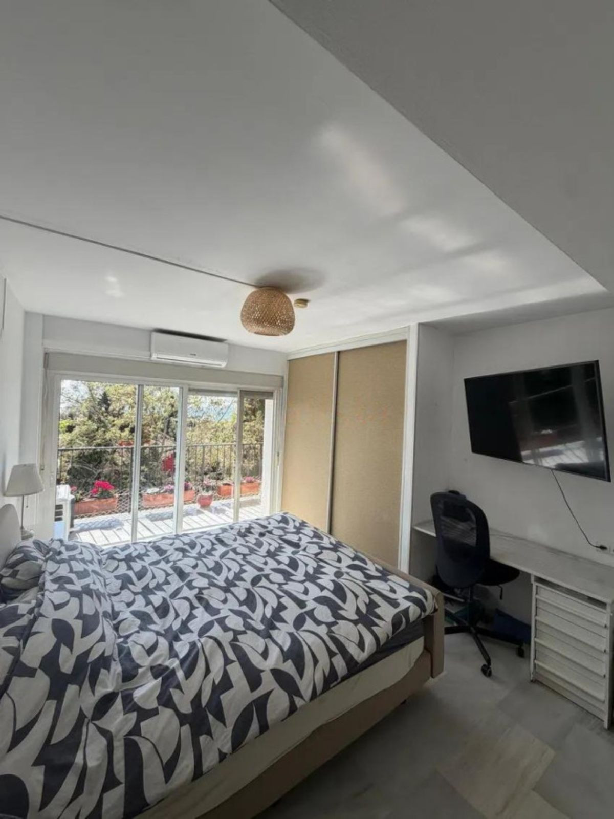1 Bedroom Apartment for Sale in Marbella — view 10