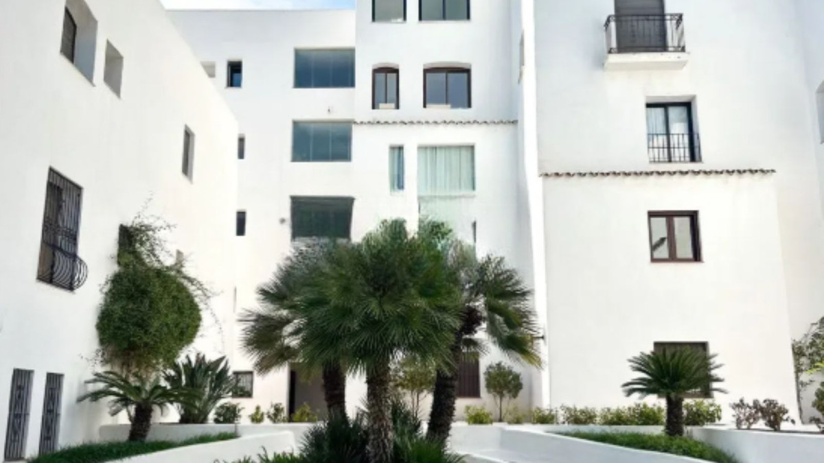 2 Bedroom Apartment for Sale in Marbella