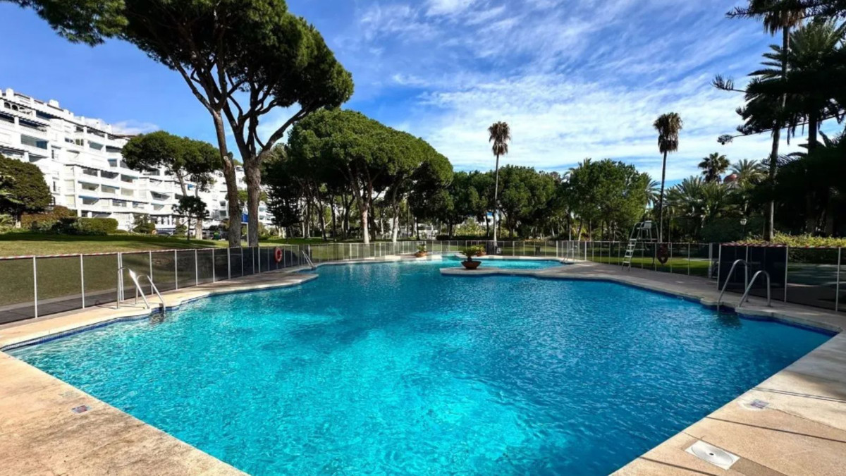 2 Bedroom Apartment for Sale in Marbella — 2