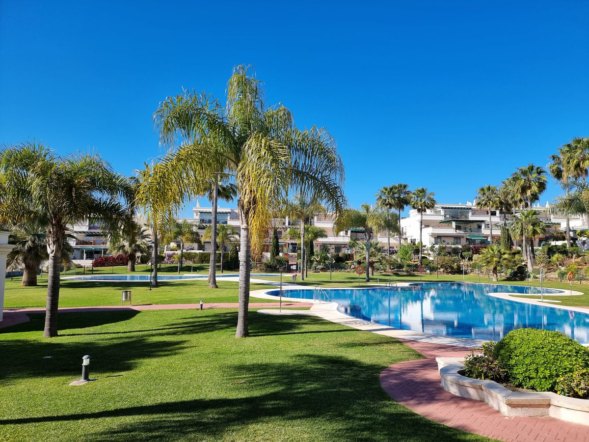2 Bedroom Apartment for Sale in Nueva Andalucía