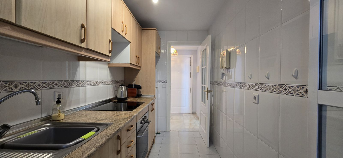 2 Bedroom Apartment for Sale in Nueva Andalucía — 6