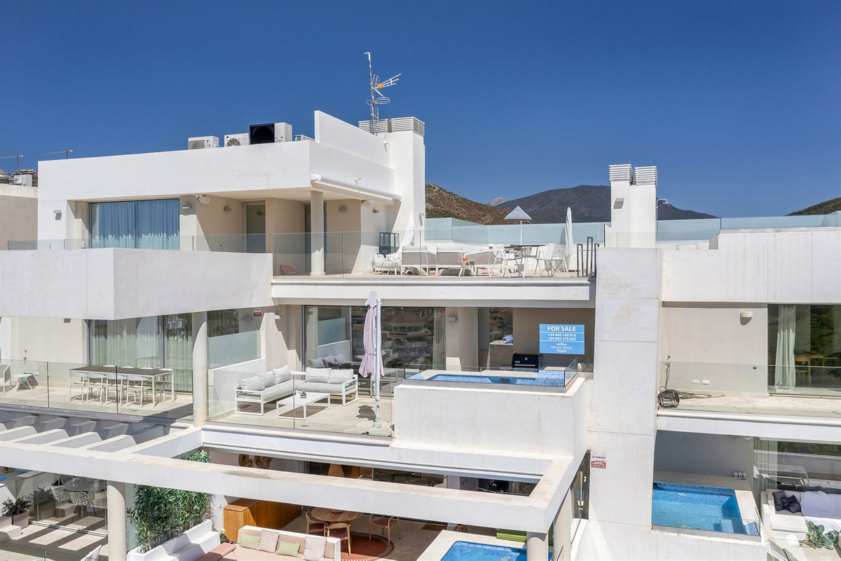 2 Bedroom Apartment for Sale in Nueva Andalucía