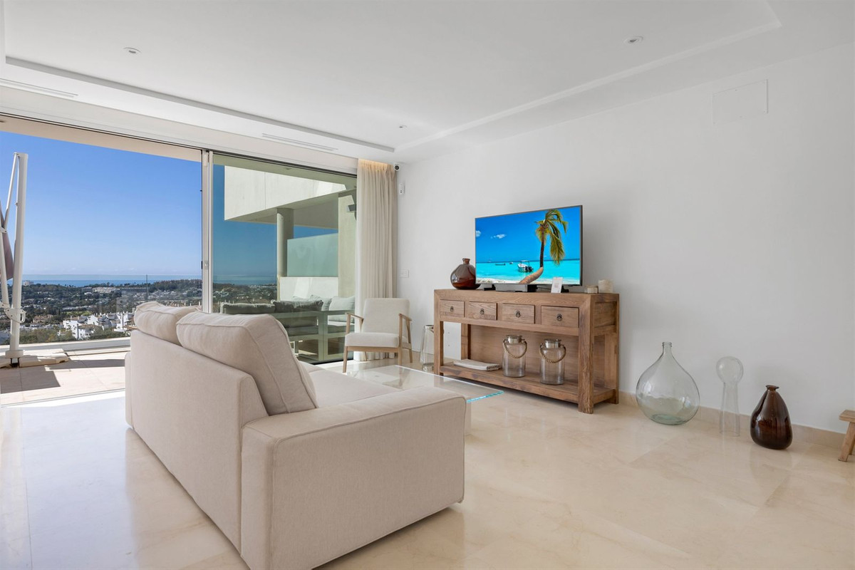 2 Bedroom Apartment for Sale in Nueva Andalucía — 8