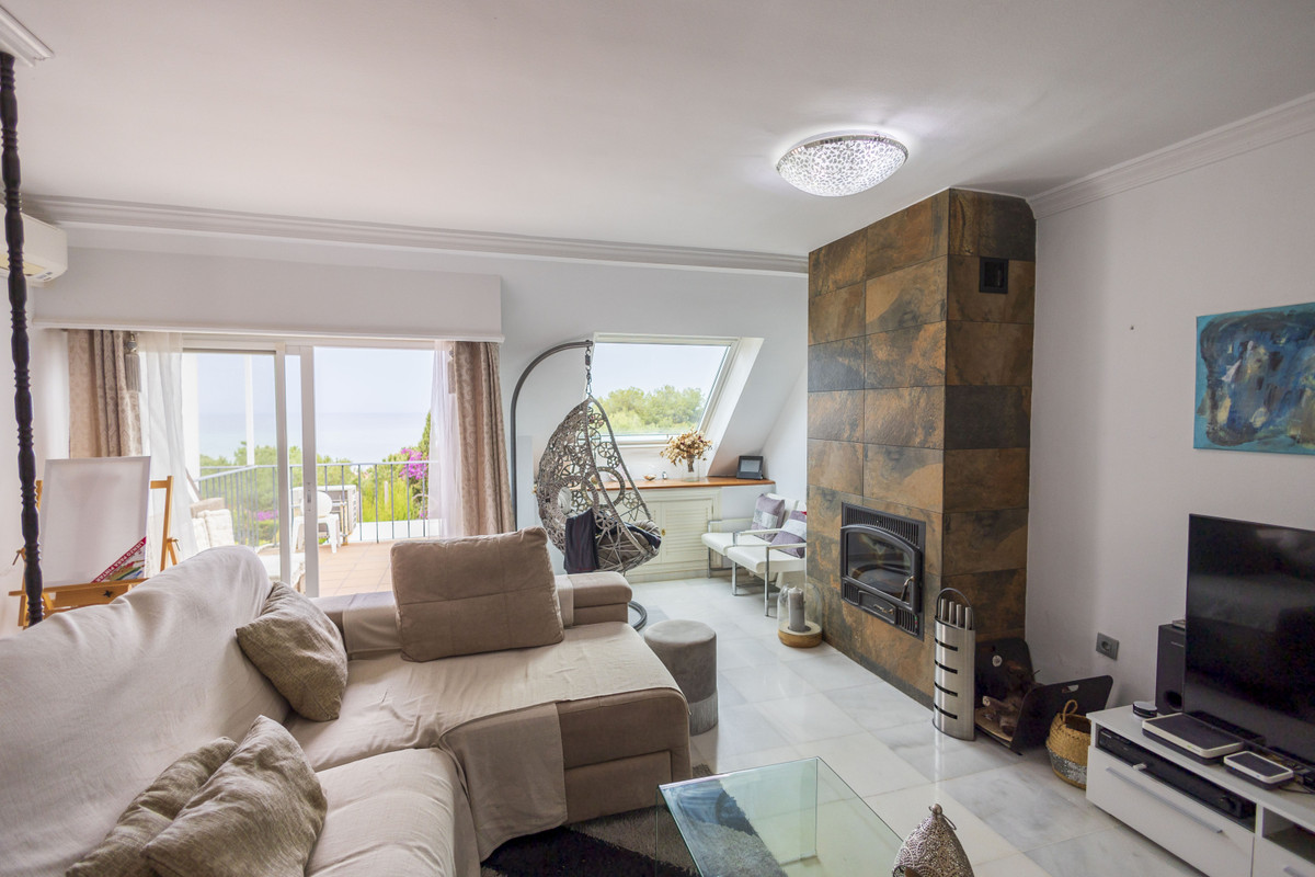 3 Bedroom Villa for Sale in Estepona — 3
