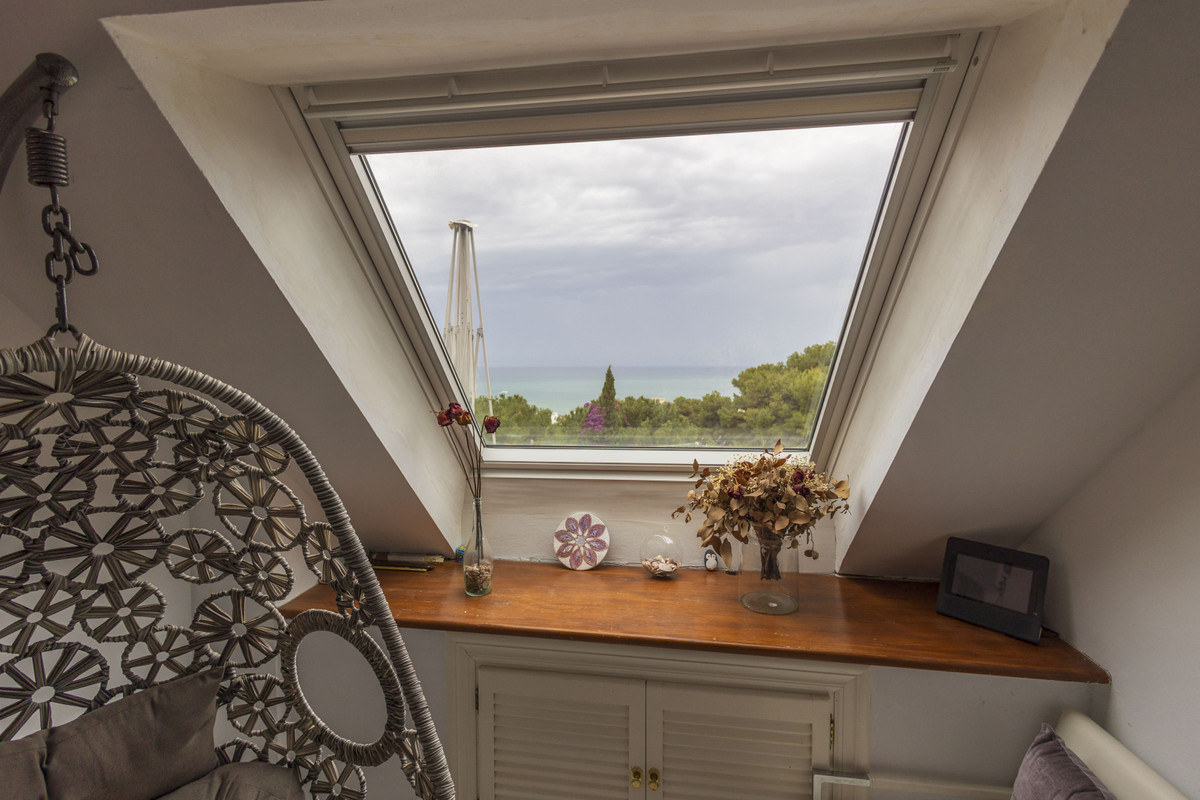 3 Bedroom Villa for Sale in Estepona — 4