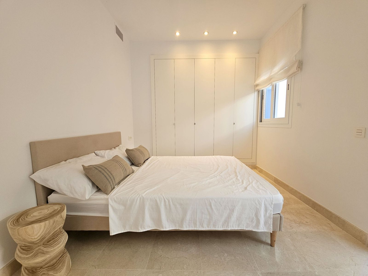 3 Bedroom Apartment for Sale in El Paraiso — 7