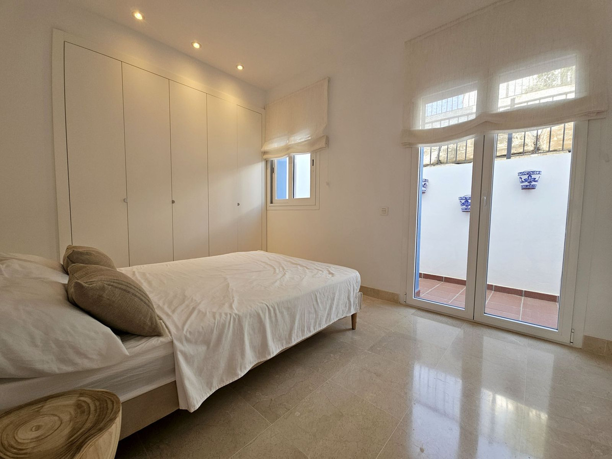 3 Bedroom Apartment for Sale in El Paraiso — 8