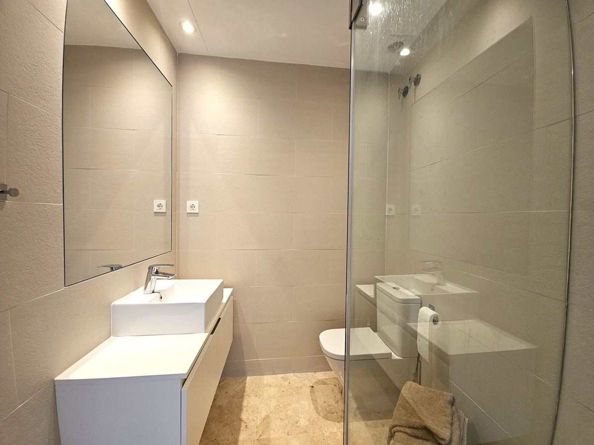 3 Bedroom Apartment for Sale in El Paraiso — view 10