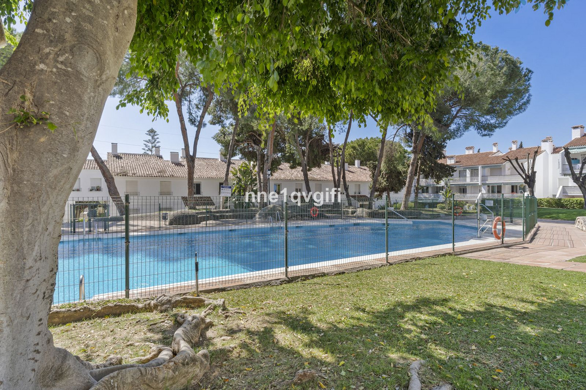 2 Bedroom Apartment for Sale in Nagüeles — 9
