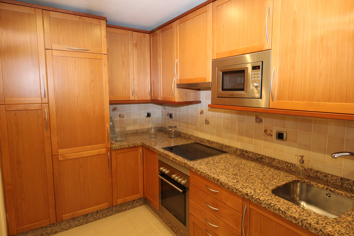 3 Bedroom Villa for Sale in The Golden Mile — 3