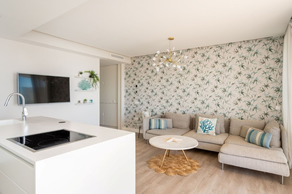2 Bedroom Apartment for Sale in Estepona — 9