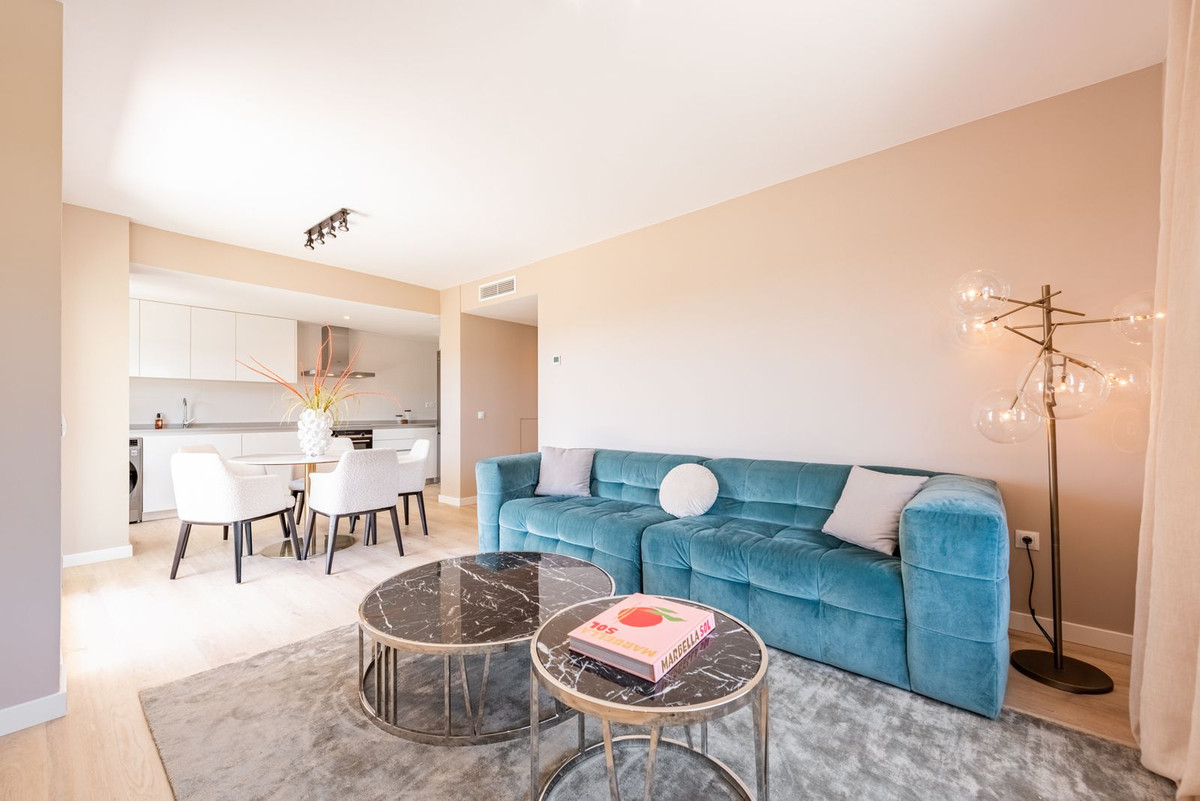 3 Bedroom Apartment for Sale in Nueva Andalucía — 6