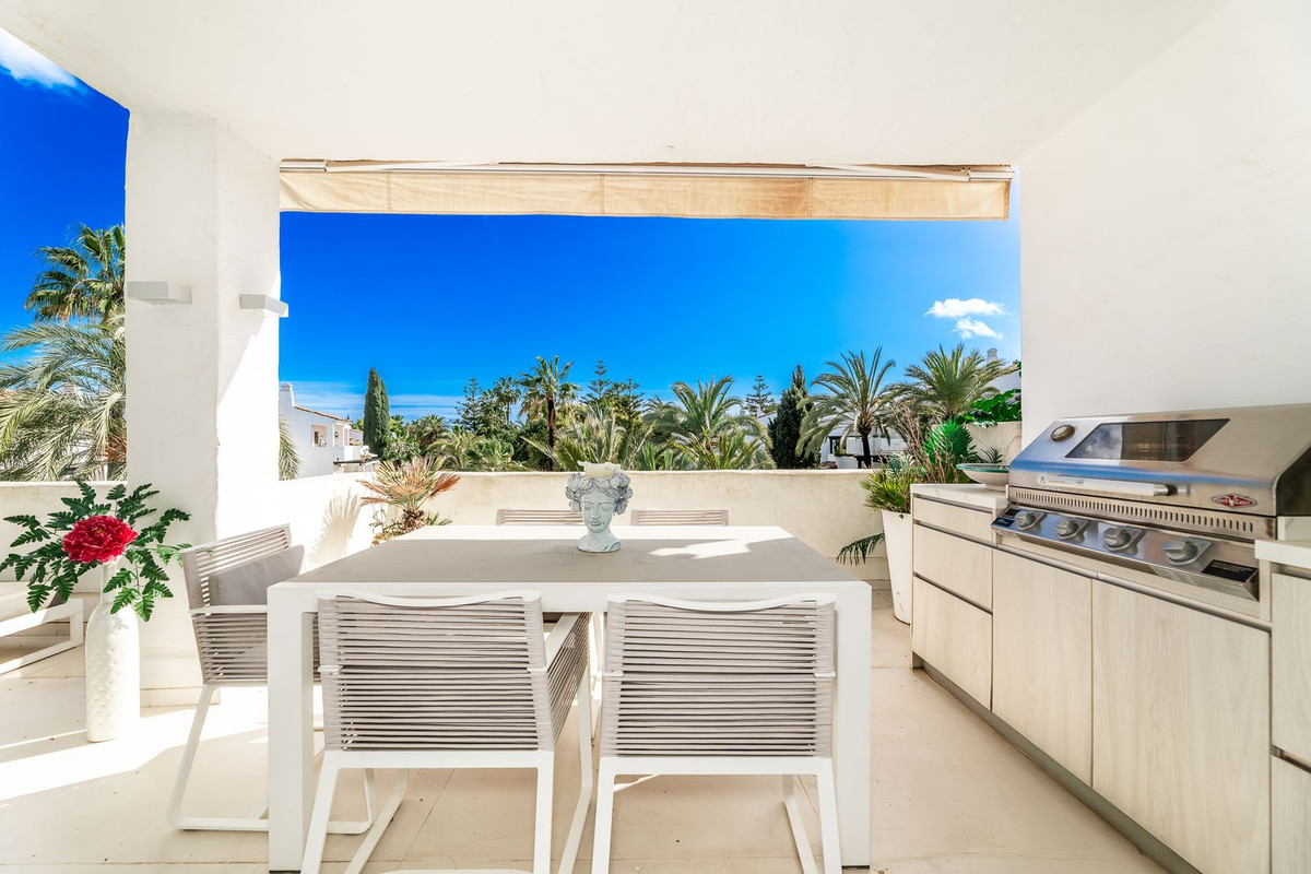 3 Bedroom Apartment for Sale in The Golden Mile — 3