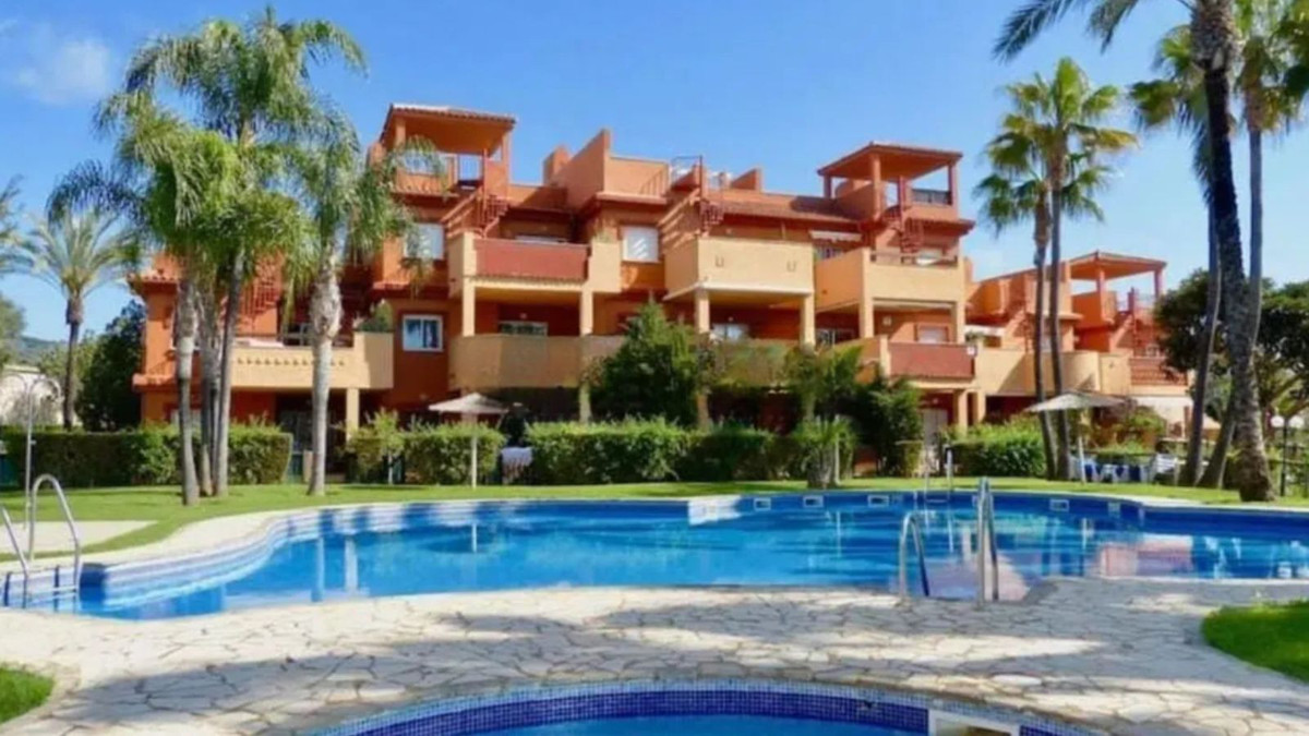 2 Bedroom Apartment for Sale in Marbella — 2