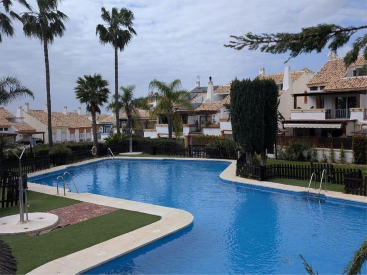 4 Bedroom Villa for Sale in Marbella — 5