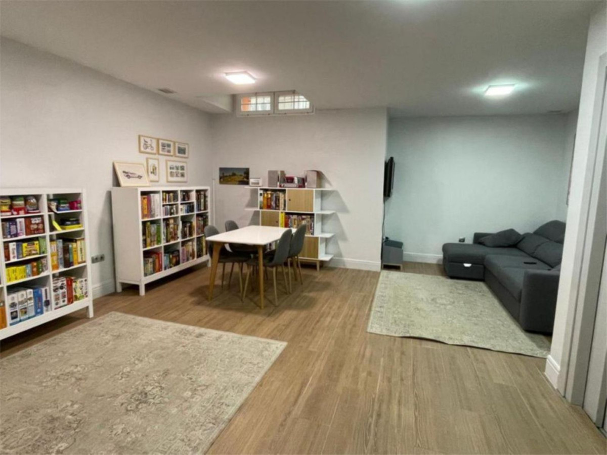 4 Bedroom Villa for Sale in Marbella — 8