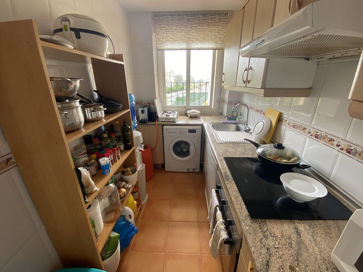 2 Bedroom Apartment for Sale in Nueva Andalucía — 6