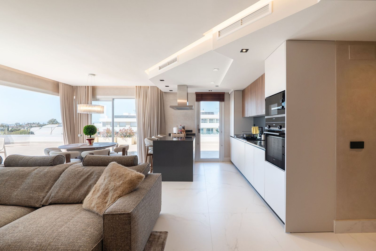 3 Bedroom Apartment for Sale in San Pedro de Alcántara — 3