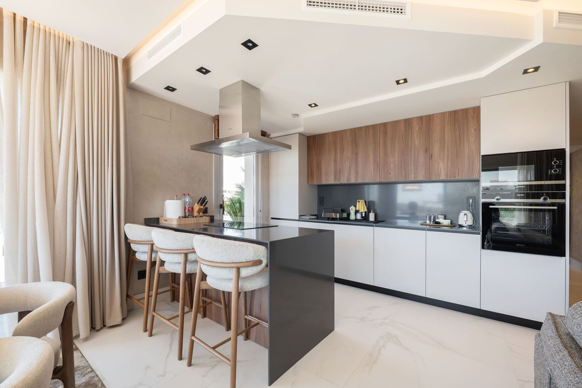 3 Bedroom Apartment for Sale in San Pedro de Alcántara — 4