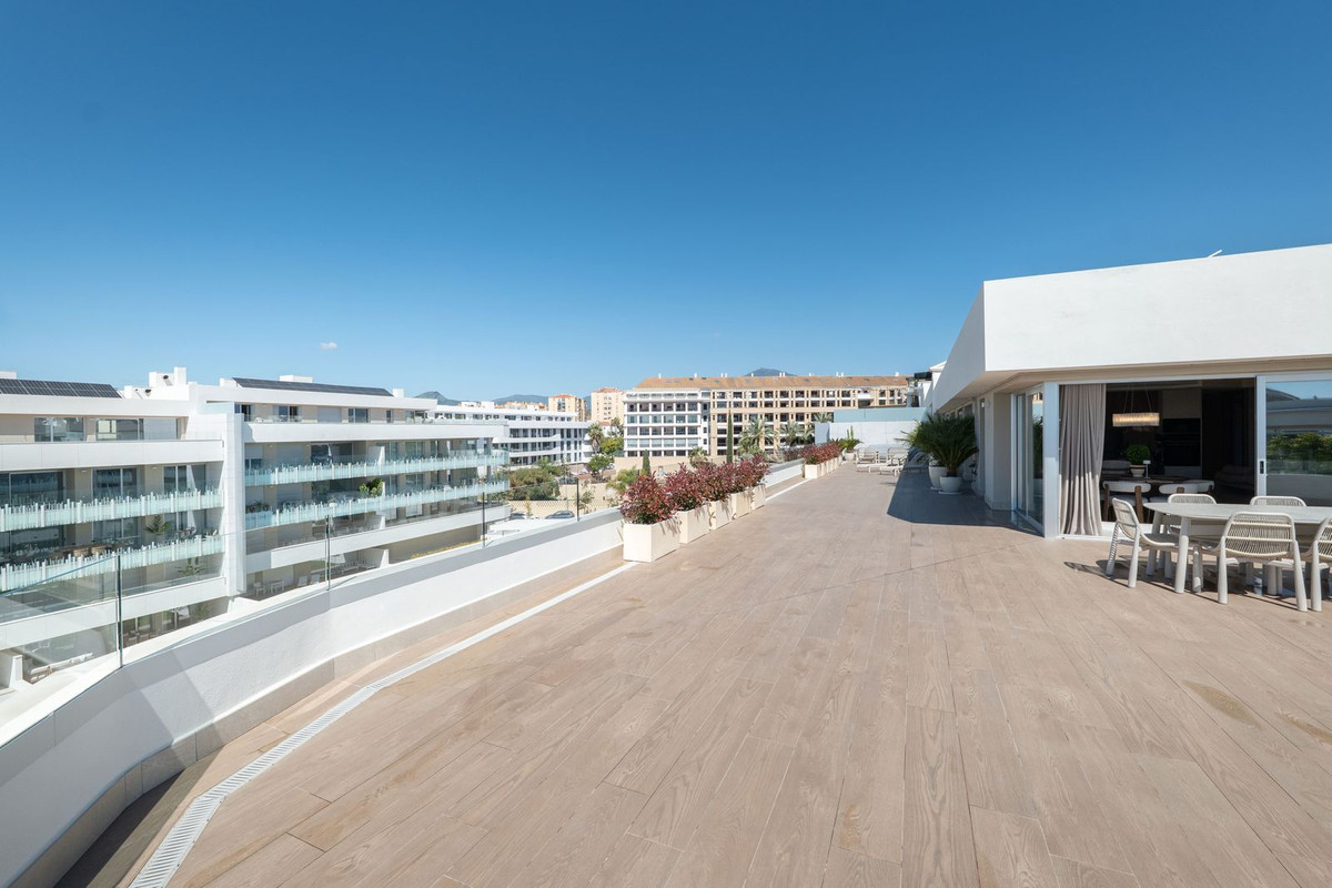 3 Bedroom Apartment for Sale in San Pedro de Alcántara — 7