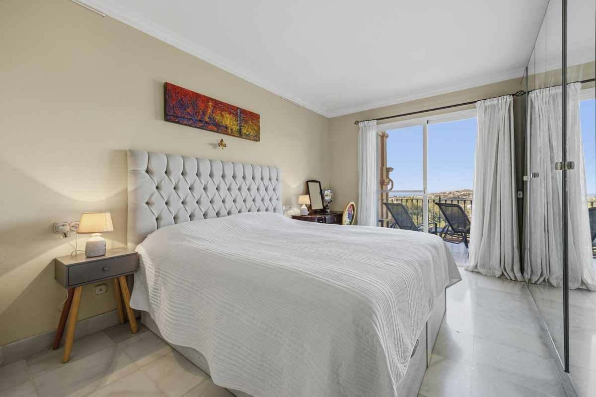 2 Bedroom Apartment for Sale in Monte Halcones — view 17