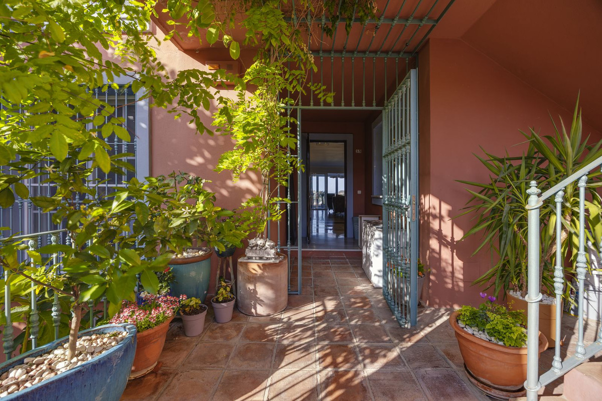 2 Bedroom Apartment for Sale in Monte Halcones — 5