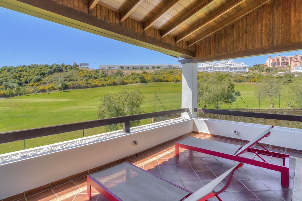 4 Bedroom Villa for Sale in Estepona — view 13