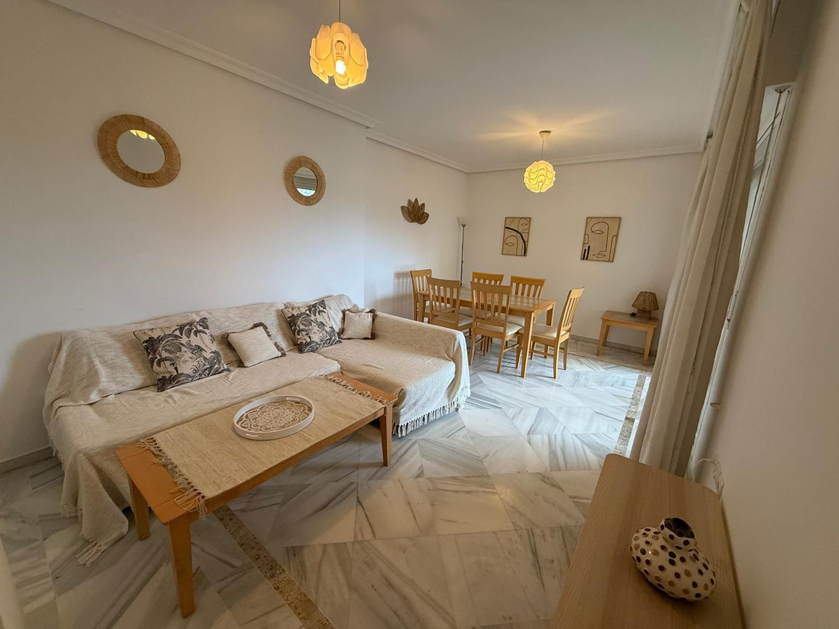 2 Bedroom Apartment for Sale in Nueva Andalucía — 3