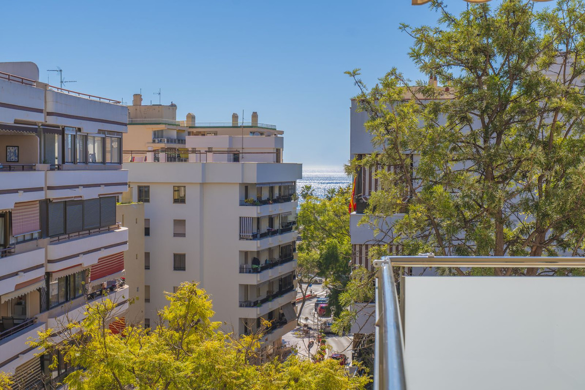 3 Bedroom Apartment for Sale in Marbella
