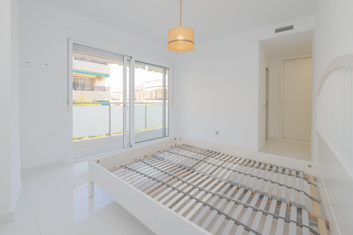 3 Bedroom Apartment for Sale in Marbella — 9